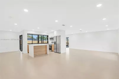 9461 NW 19th Pl, Sunrise, FL 33322 - Photo 4