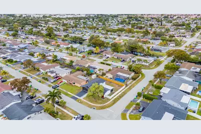 9461 NW 19th Pl, Sunrise, FL 33322 - Photo 34