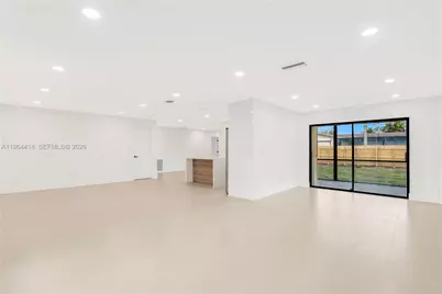 9461 NW 19th Pl, Sunrise, FL 33322 - Photo 10