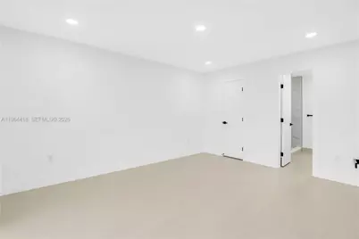 9461 NW 19th Pl, Sunrise, FL 33322 - Photo 12