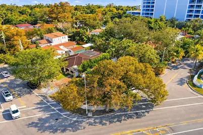 375 SW 32nd Rd, Miami, FL 33129 - Photo 34