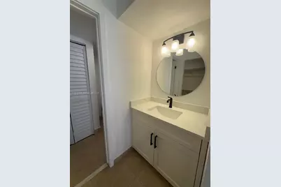 18870 NW 57th Ave #204, Hialeah, FL 33015 - Photo 14