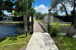 958 Mockingbird Ln, Plantation, FL 33324 - Photo 60