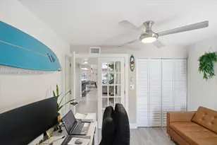958 Mockingbird Ln, Plantation, FL 33324 - Photo 10