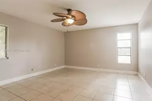 1013 SW 49th Ave, Margate, FL 33068 - Photo 8