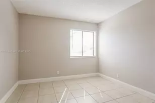 1013 SW 49th Ave, Margate, FL 33068 - Photo 10