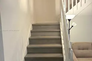 10776 NW 84th Ln, Doral, FL 33178 - Photo 8