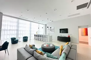 665 NE 25th St, Miami, FL 33137 - Photo 20