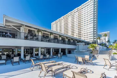 1985 S Ocean Dr #2L, Hallandale Beach, FL 33009 - Photo 26