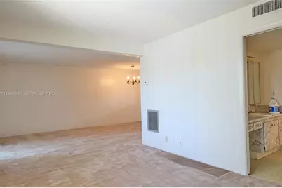 2724 S Garden Dr S #205, Lake Worth, FL 33461 - Photo 10