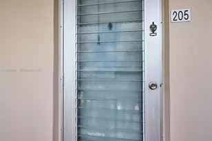 2724 S Garden Dr S, Lake Worth, FL 33461 - Photo 4