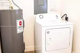 212 N 41st St, Fort Pierce, FL 34947 - Photo 10