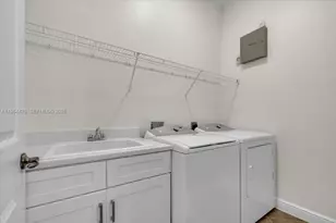 837 Vistana Cir, Naples, FL 34119 - Photo 26