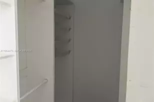 8009 W 6th Ave, Hialeah, FL 33014 - Photo 10