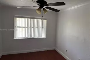 8009 W 6th Ave, Hialeah, FL 33014 - Photo 12