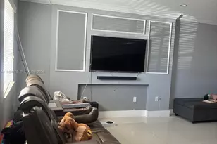 9425 NW 114th Ln, Hialeah Gardens, FL 33018 - Photo 2