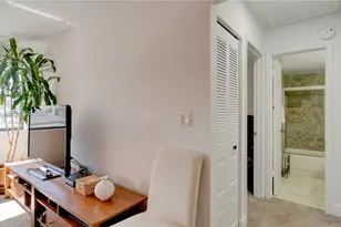 20120 NE 3rd Ct, Miami, FL 33179 - Photo 16