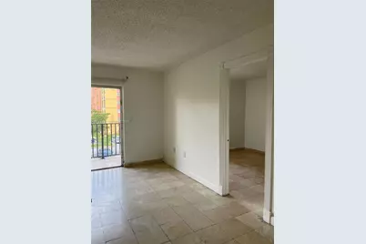 4721 NW 7th St #305-12, Miami, FL 33126 - Photo 4