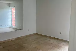 4721 NW 7th St, Miami, FL 33126 - Photo 6