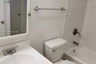 4721 NW 7th St, Miami, FL 33126 - Photo 2