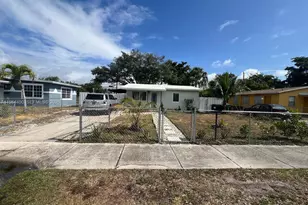 2561 NW 18th Ct, Fort Lauderdale, FL 33311 - Photo 4