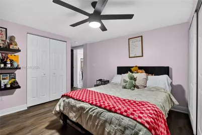 9401 NW 81st Ct, Tamarac, FL 33321 - Photo 32