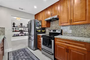 9401 NW 81st Ct, Tamarac, FL 33321 - Photo 6