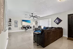 9401 NW 81st Ct, Tamarac, FL 33321 - Photo 4