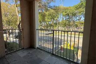 12172 St.Andrews Pl, Miramar, FL 33025 - Photo 8