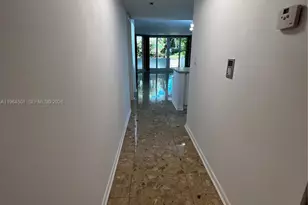 1717 N Bayshore Dr, Miami, FL 33132 - Photo 22