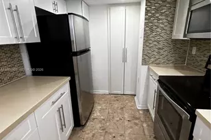 1717 N Bayshore Dr, Miami, FL 33132 - Photo 24