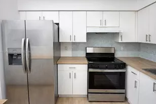 835 NE 212th Terrace, Miami, FL 33179 - Photo 4