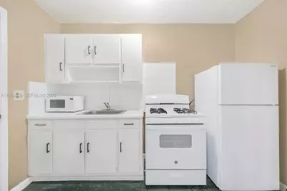 126 SW 18th Ave #11, Miami, FL 33135 - Photo 1