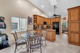 7371 NW 83rd Way, Tamarac, FL 33321 - Photo 14