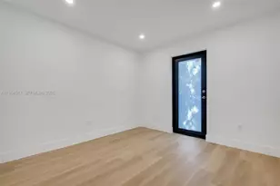 17887 78th Pl, Hialeah, FL 33015 - Photo 34