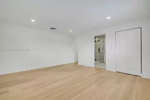 17887 78th Pl, Hialeah, FL 33015 - Photo 12