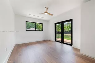 8270 SW 130th St, Pinecrest, FL 33156 - Photo 10