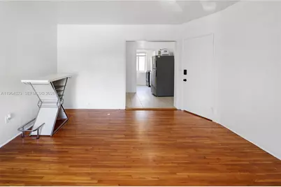 8100 Crespi Blvd #3, Miami Beach, FL 33141 - Photo 6