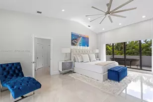 6180 Pine Tree Dr, Miami Beach, FL 33140 - Photo 38