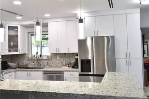 630 N 66th Ave, Hollywood, FL 33024 - Photo 2