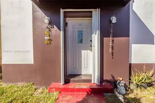 27100 SW 121st Ct, Homestead, FL 33032 - Photo 2