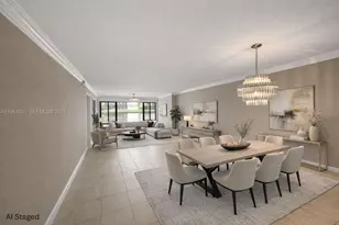 10722 W Clairmont Cir, Tamarac, FL 33321 - Photo 4