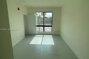 8167 NW 41st St, Doral, FL 33166 - Photo 12