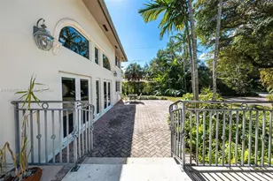 5990 SW 83rd St, South Miami, FL 33143 - Photo 30