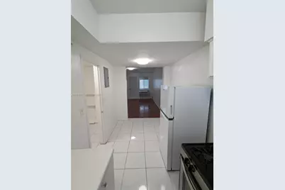 220 Collins Ave #4B, Miami Beach, FL 33139 - Photo 4