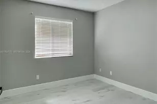 1748 SW 108th Way, Davie, FL 33324 - Photo 12