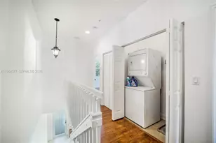 1302 SW 147th Ter, Pembroke Pines, FL 33027 - Photo 12