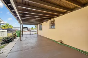 1010 W 33rd Pl, Hialeah, FL 33012 - Photo 12