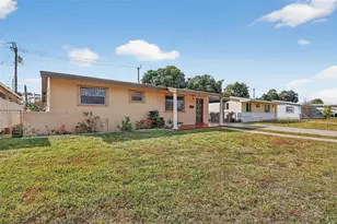 1010 W 33rd Pl, Hialeah, FL 33012 - Photo 4