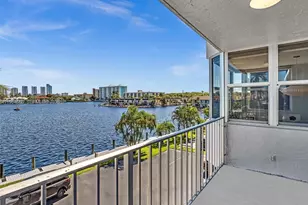 16570 NE 26th Ave, North Miami Beach, FL 33160 - Photo 30